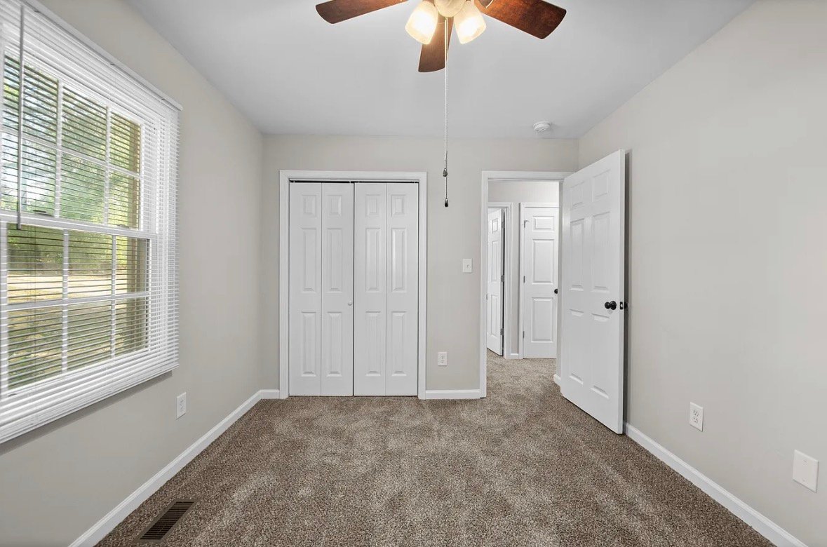 Fayetteville House: 1213 butterwood circle