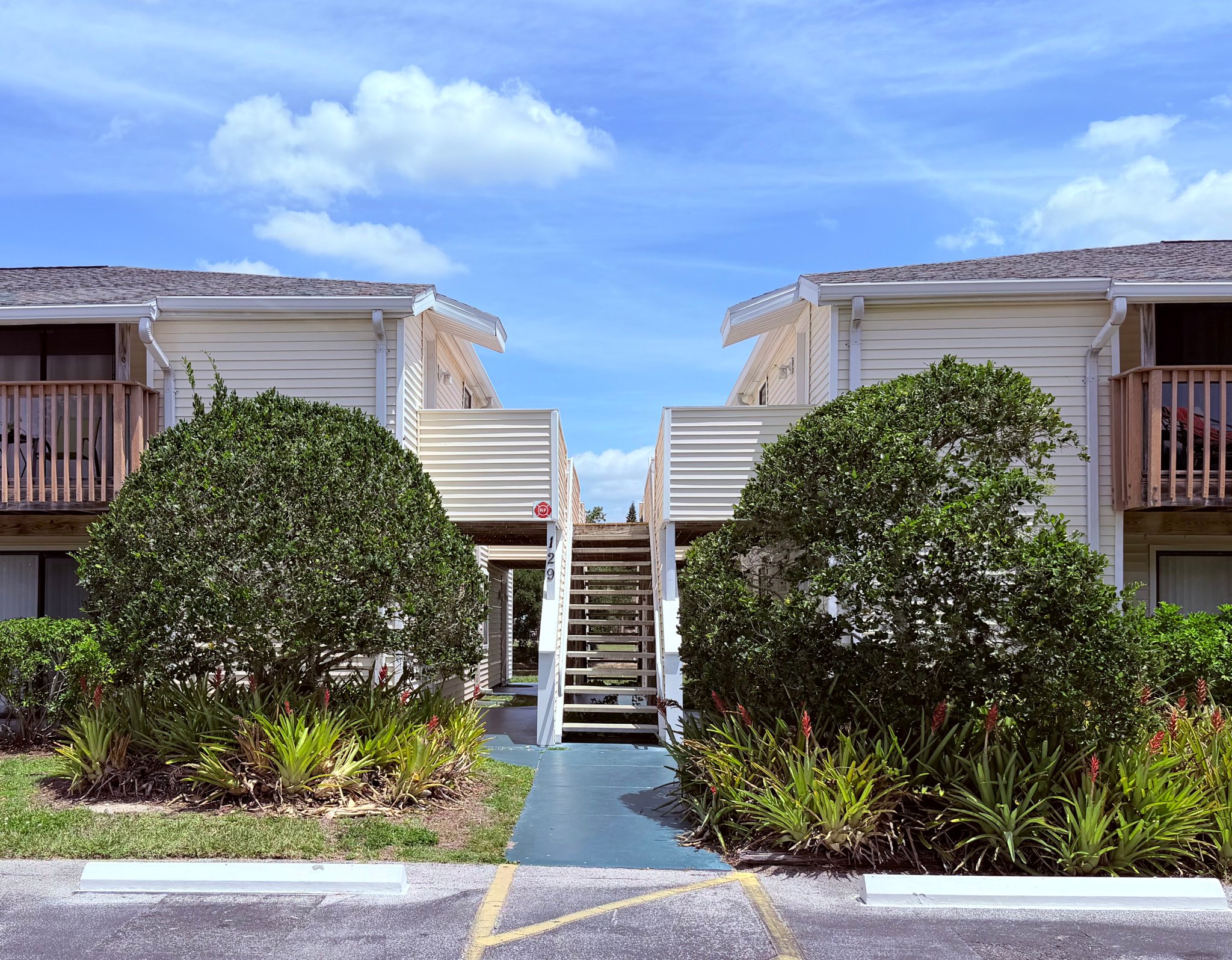Oldsmar Condo: 129 Camphor Circle