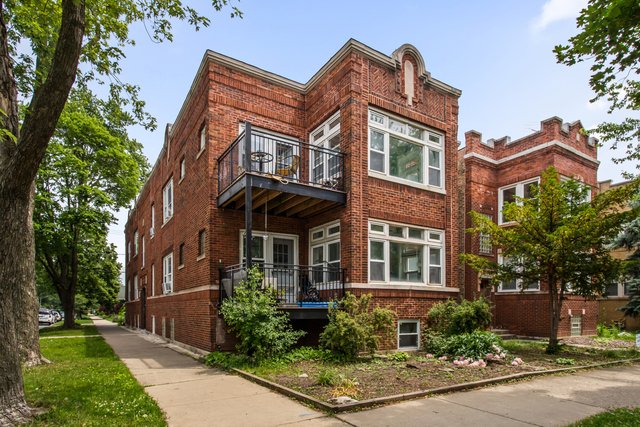 Chicago Apartment: 5347-5353 W Belle Plaine Ave