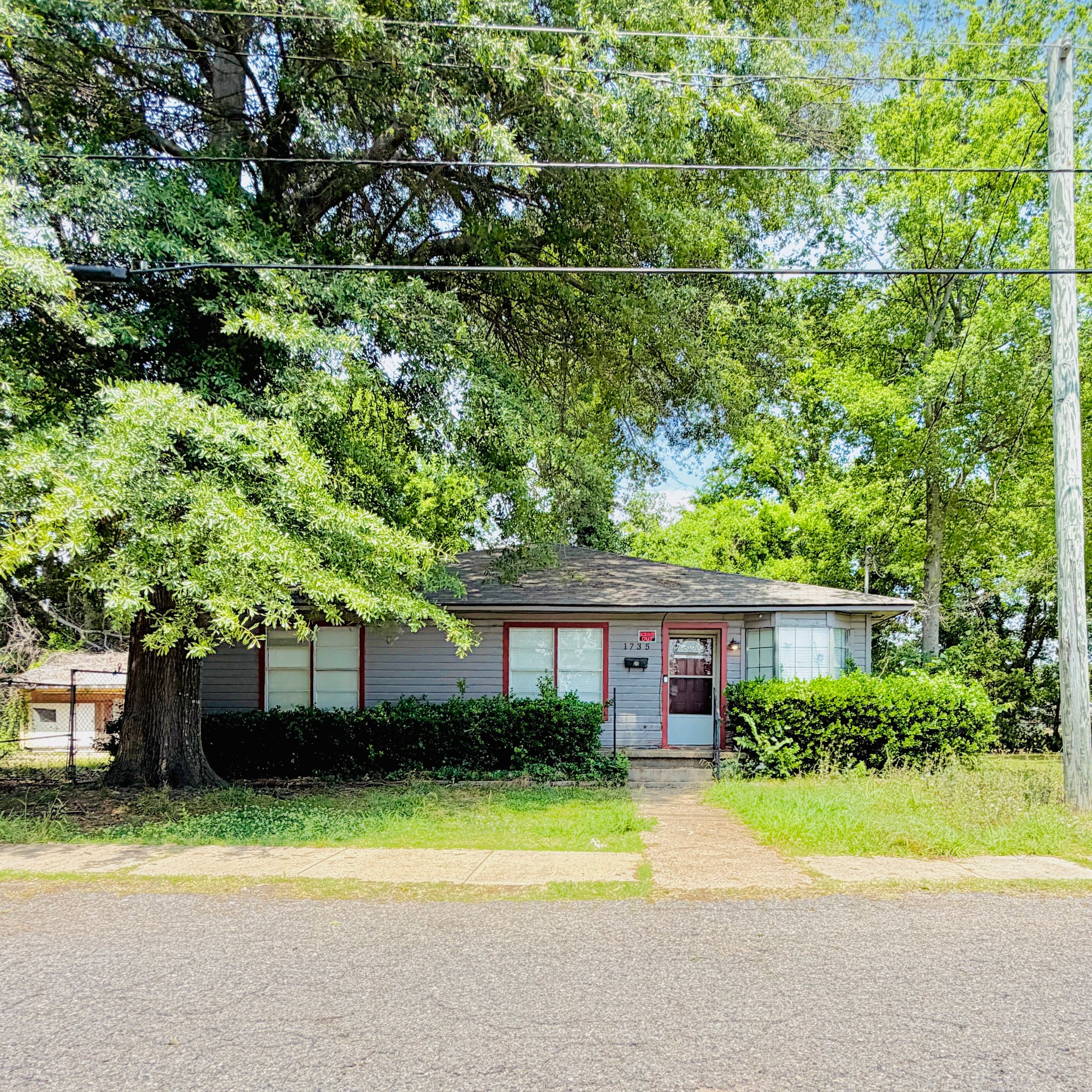 Bossier City House: 1735 Green St