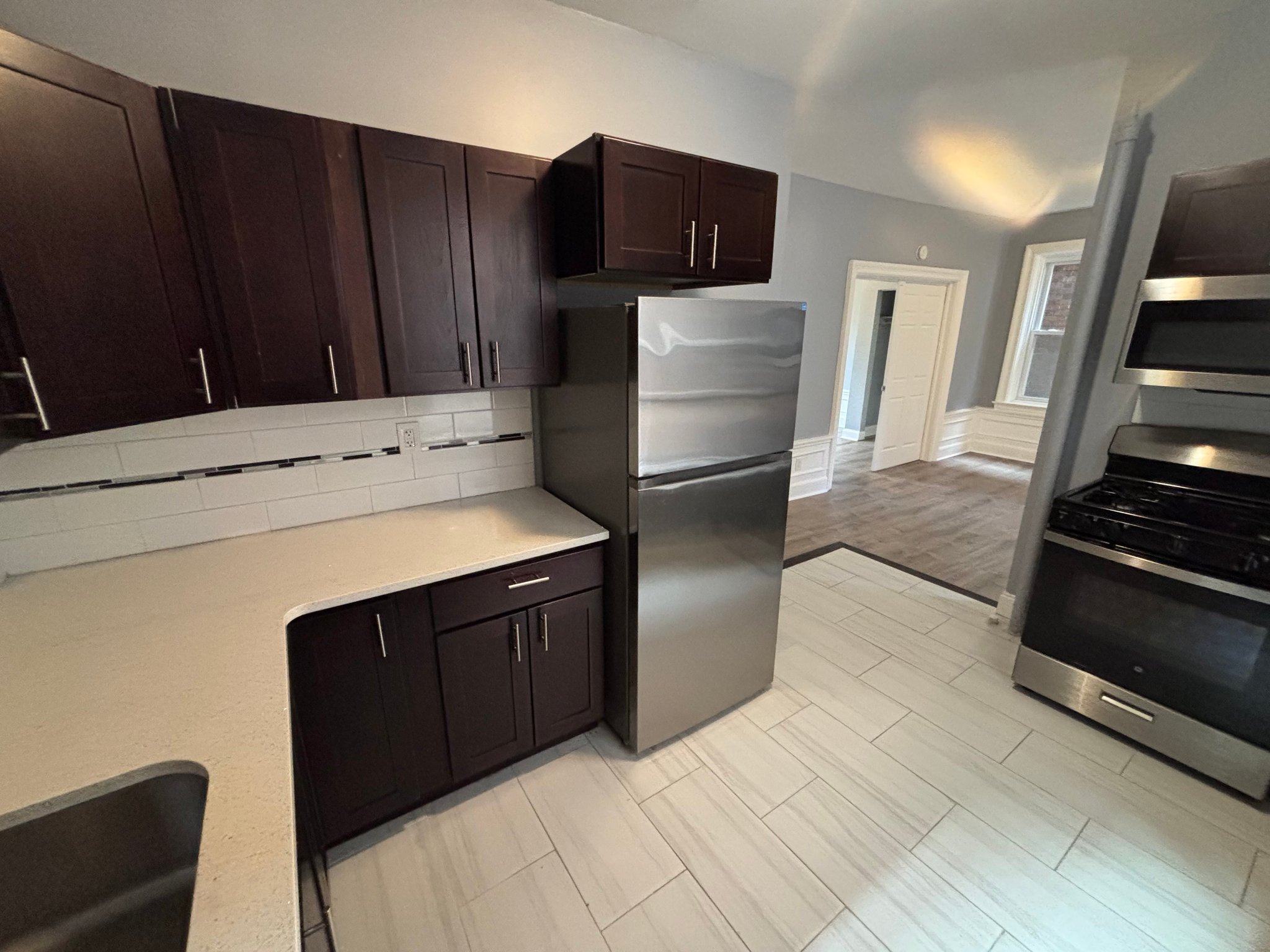 Jersey City Apartment: 645 Bergen Ave