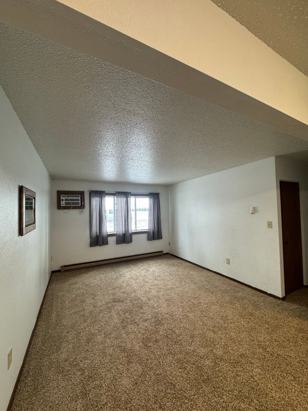 milroy Apartment: 301 Bernice St