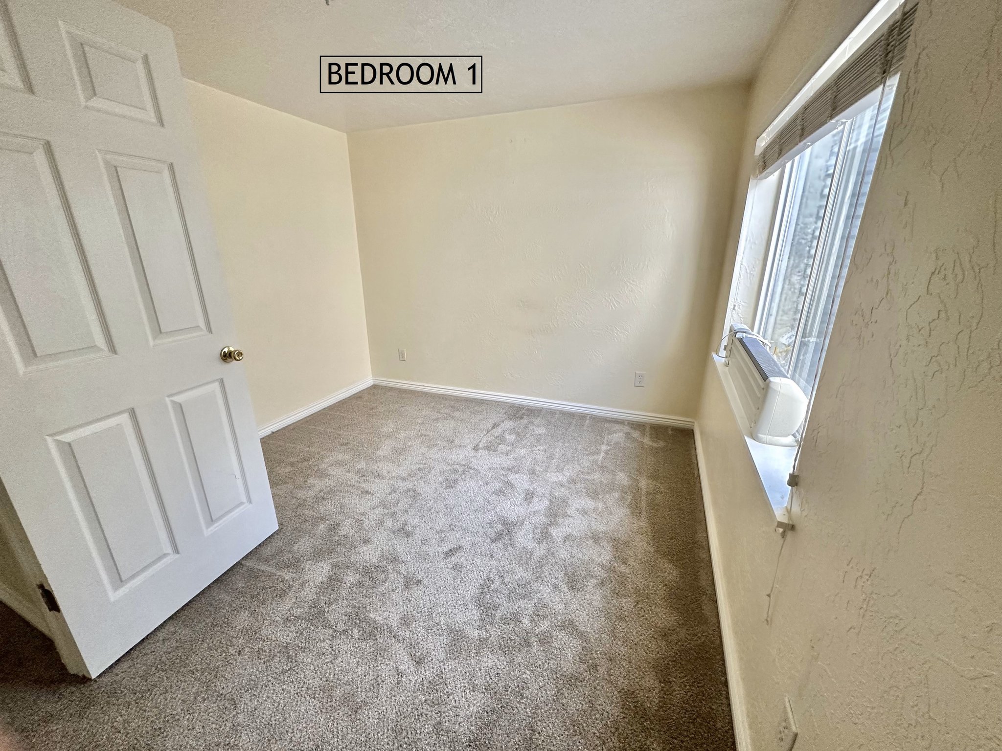 West Jordan House: 7896 Goldenpointe Way