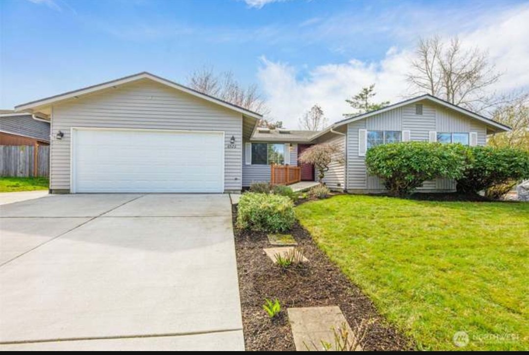 Marysville House: 6526 67th Pl NE