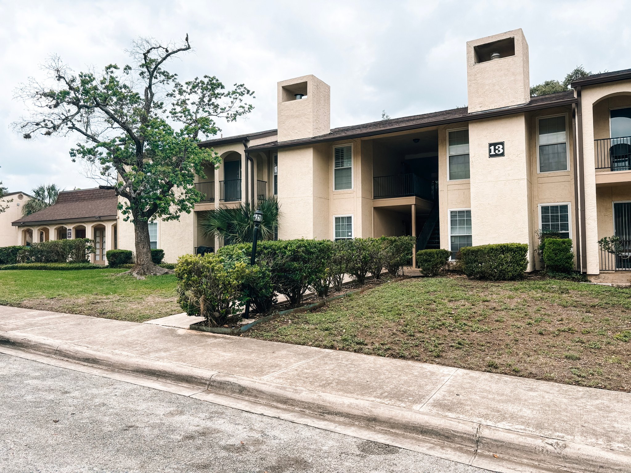 San Antonio Condo: 8702 Village drive