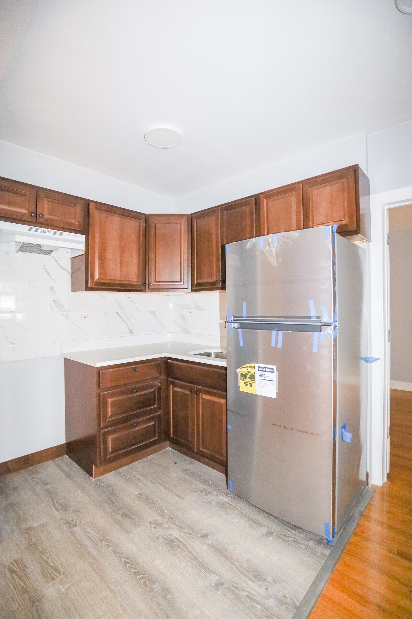 Chicago Apartment: 6956 Ashland