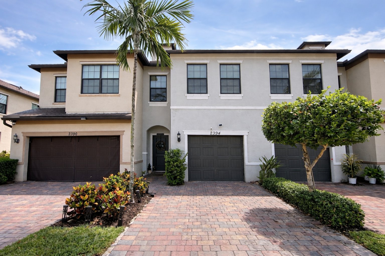 West Palm Beach Townhome: 2394 Post St