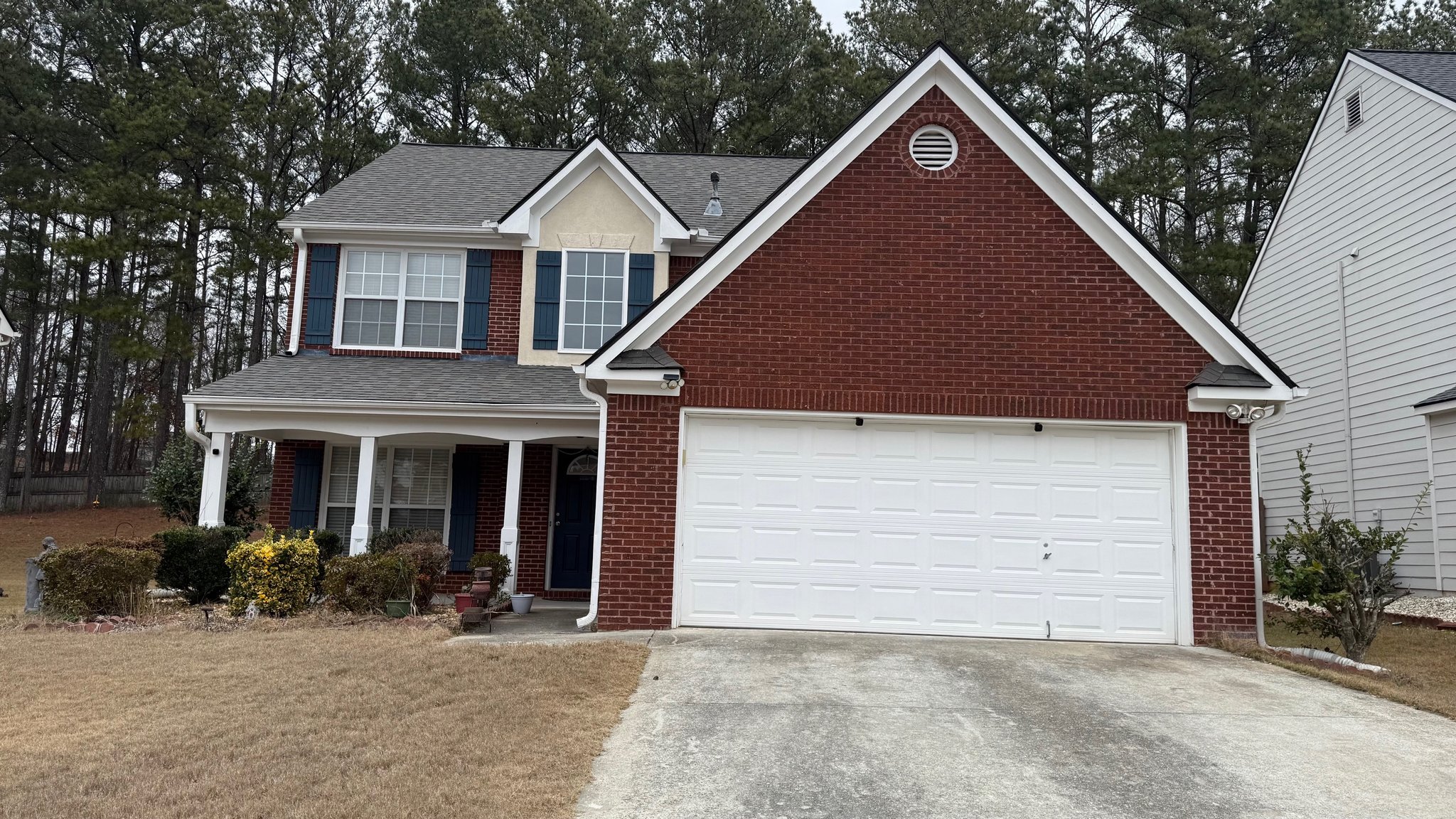 Snellville House: 2010 Lisa Springs Drive