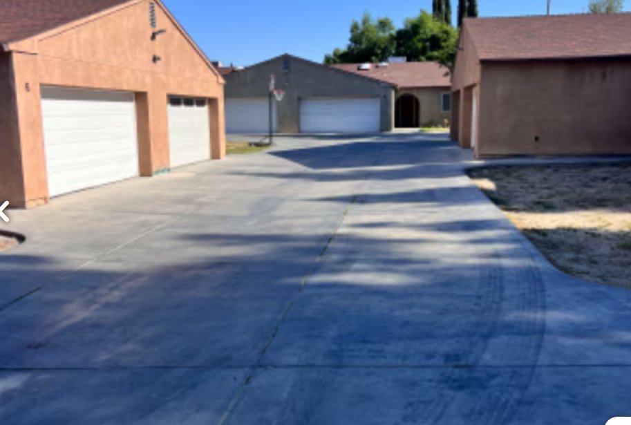 Bakersfield Multiplex: 4141 Teal Street