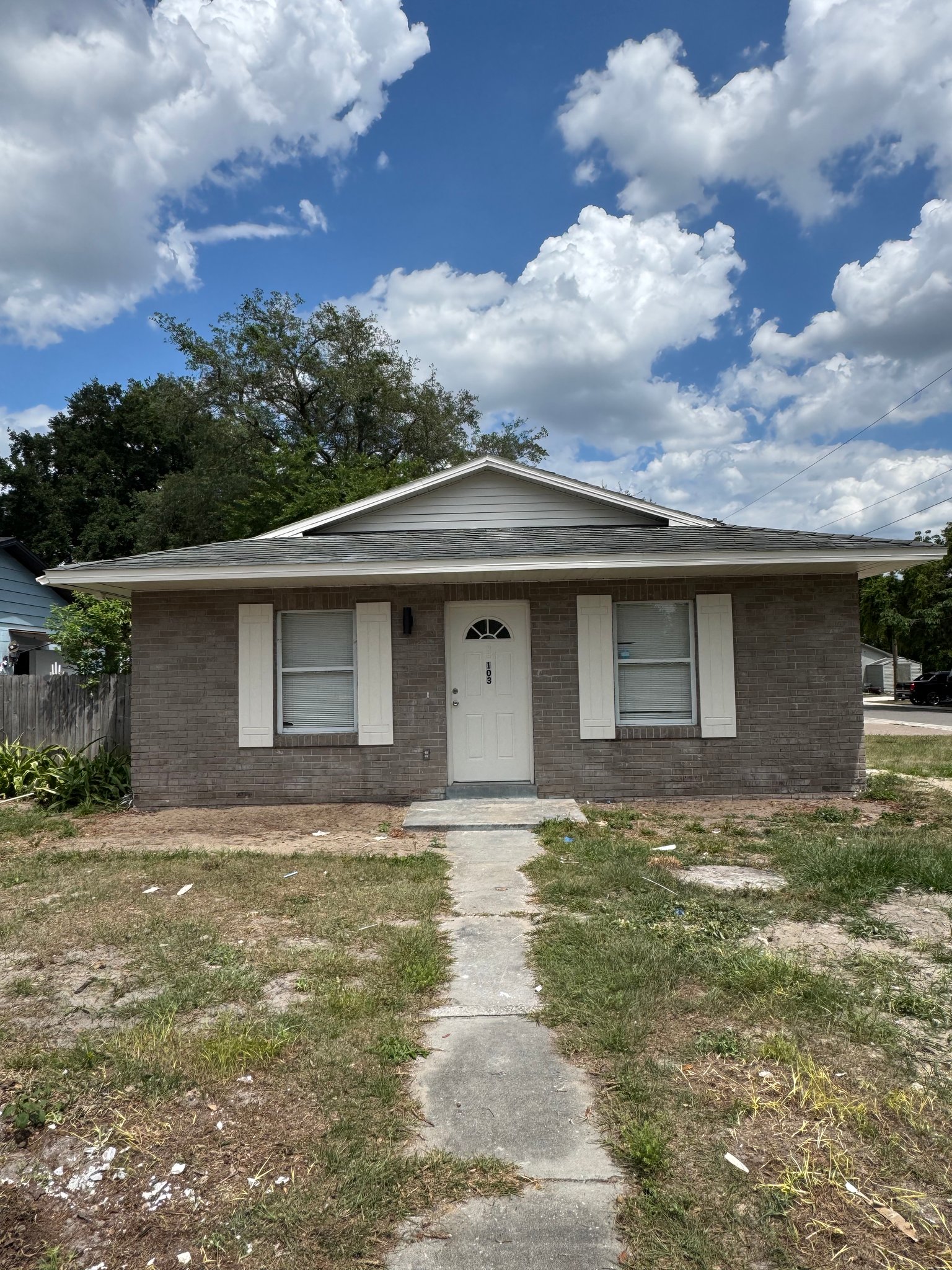 Orlando House: 103 N Hart Blvd