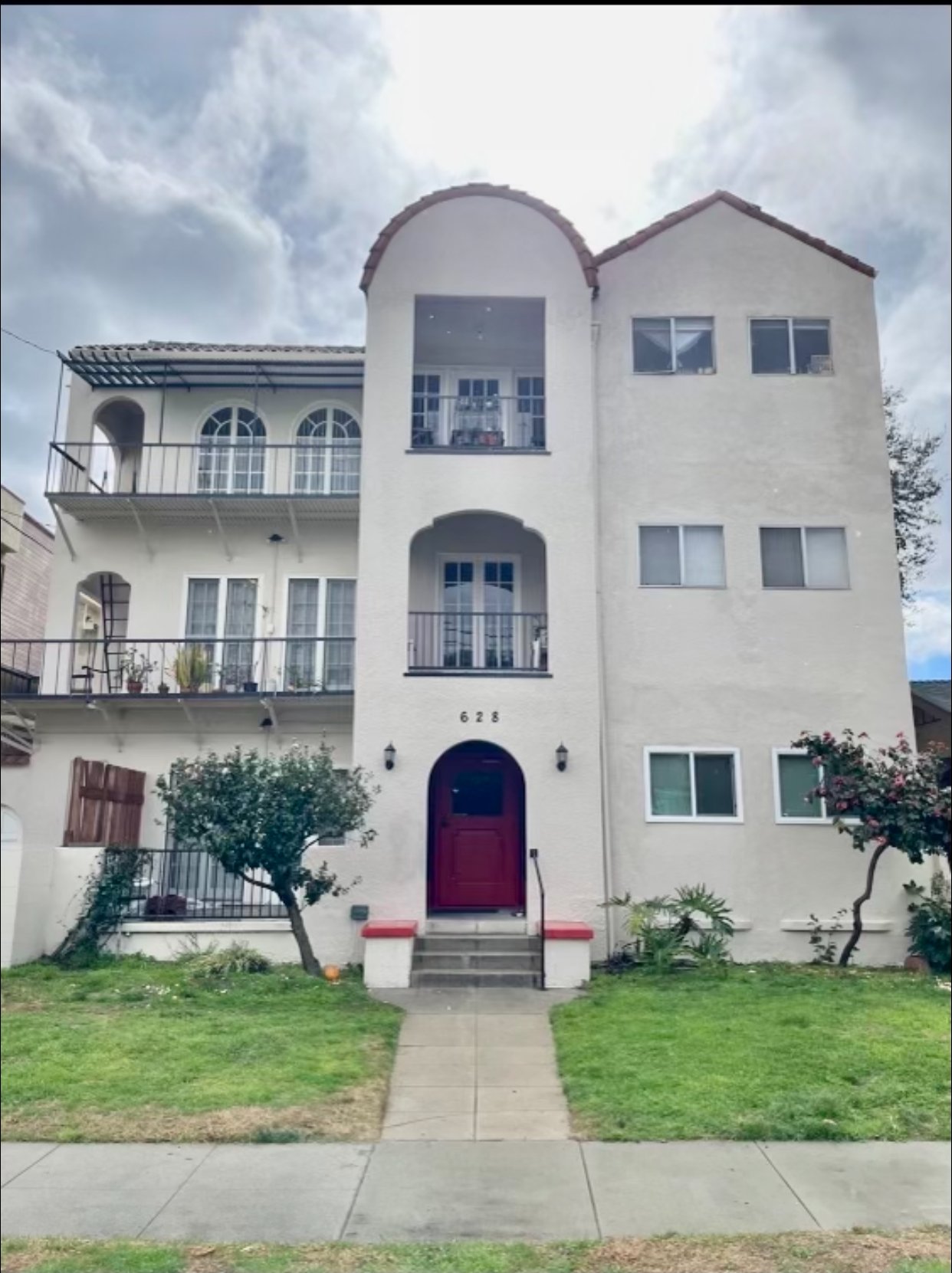 Glendale Apartment: 628 E Elk Ave