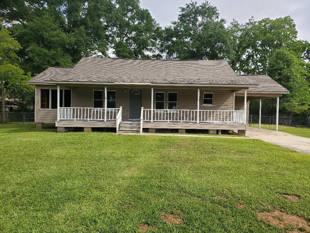Deridder House: 1014 W 9th St