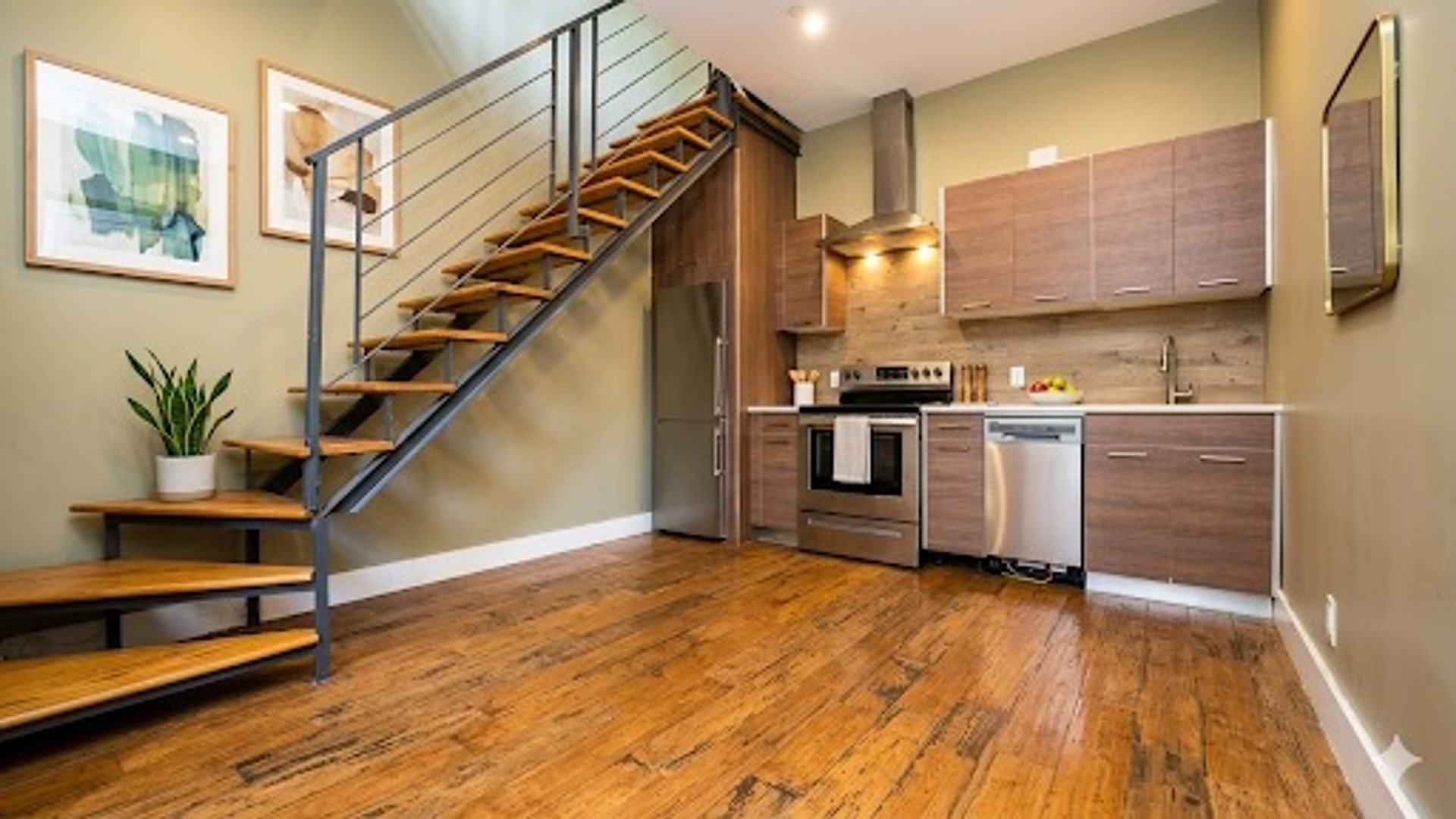 queens Apartment: 1815 Putnam Avenue