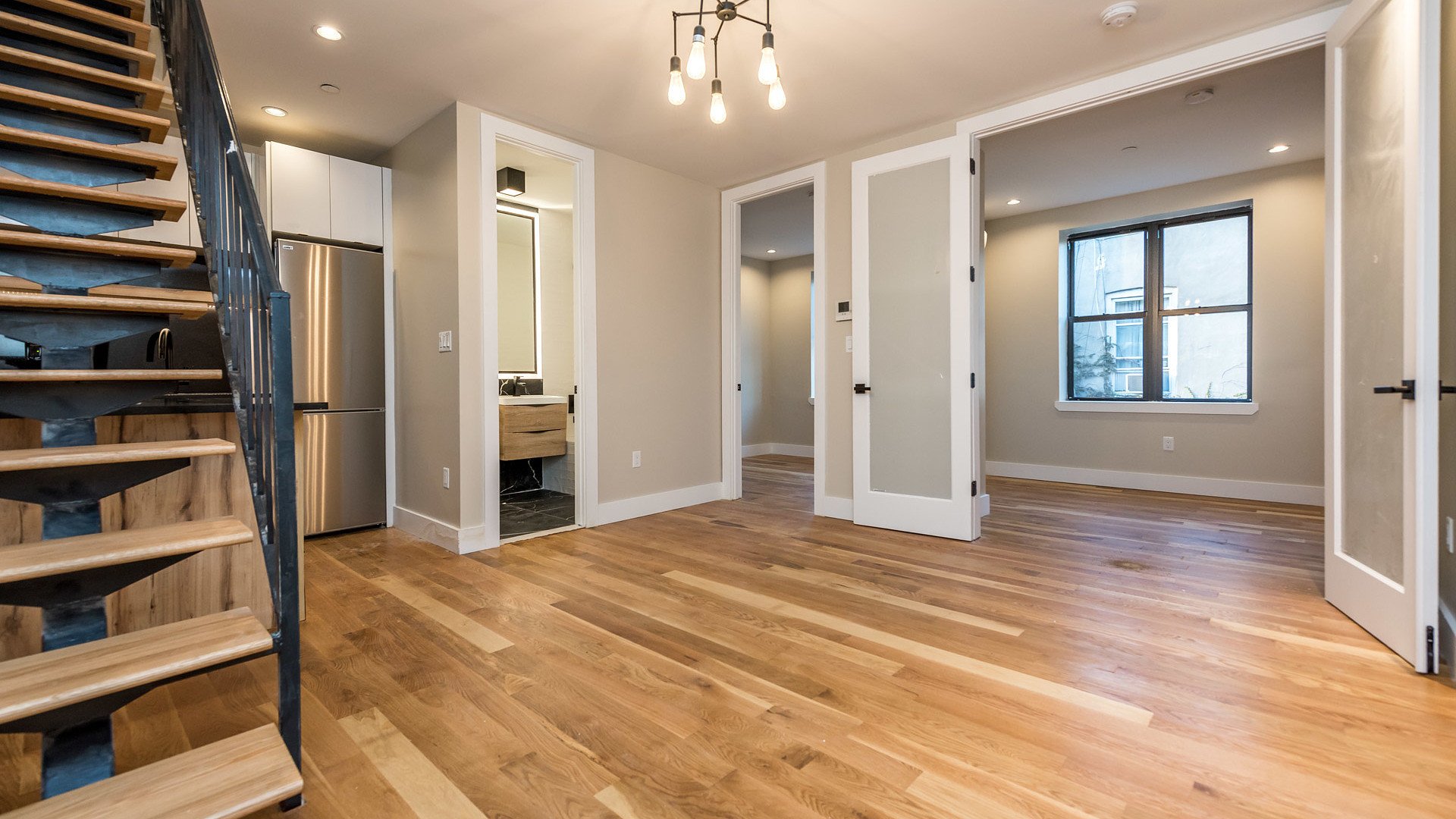 Brooklyn Apartment: 595 Myrtle Avenue