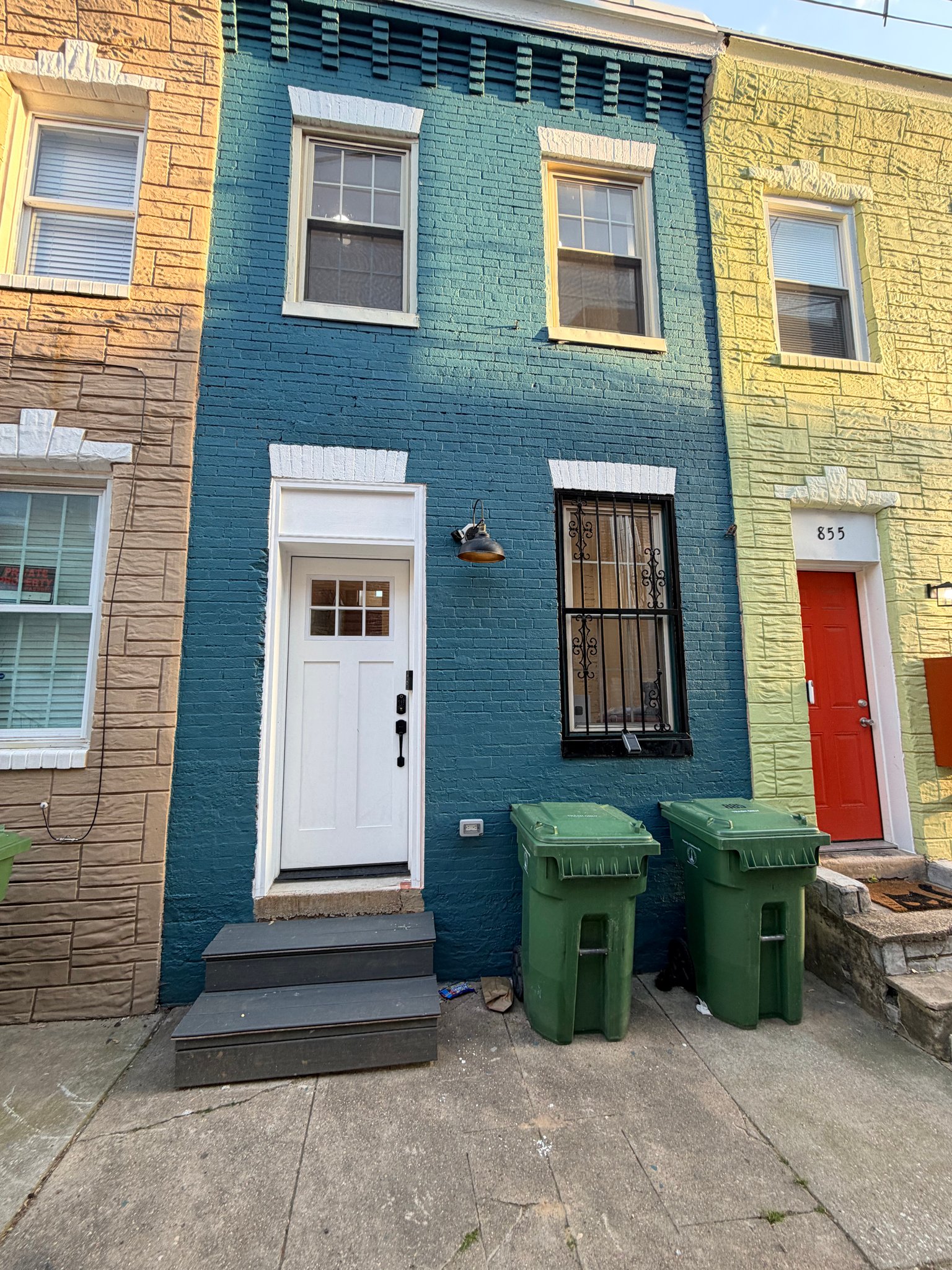 Baltimore Townhome: 853 Reinhart St