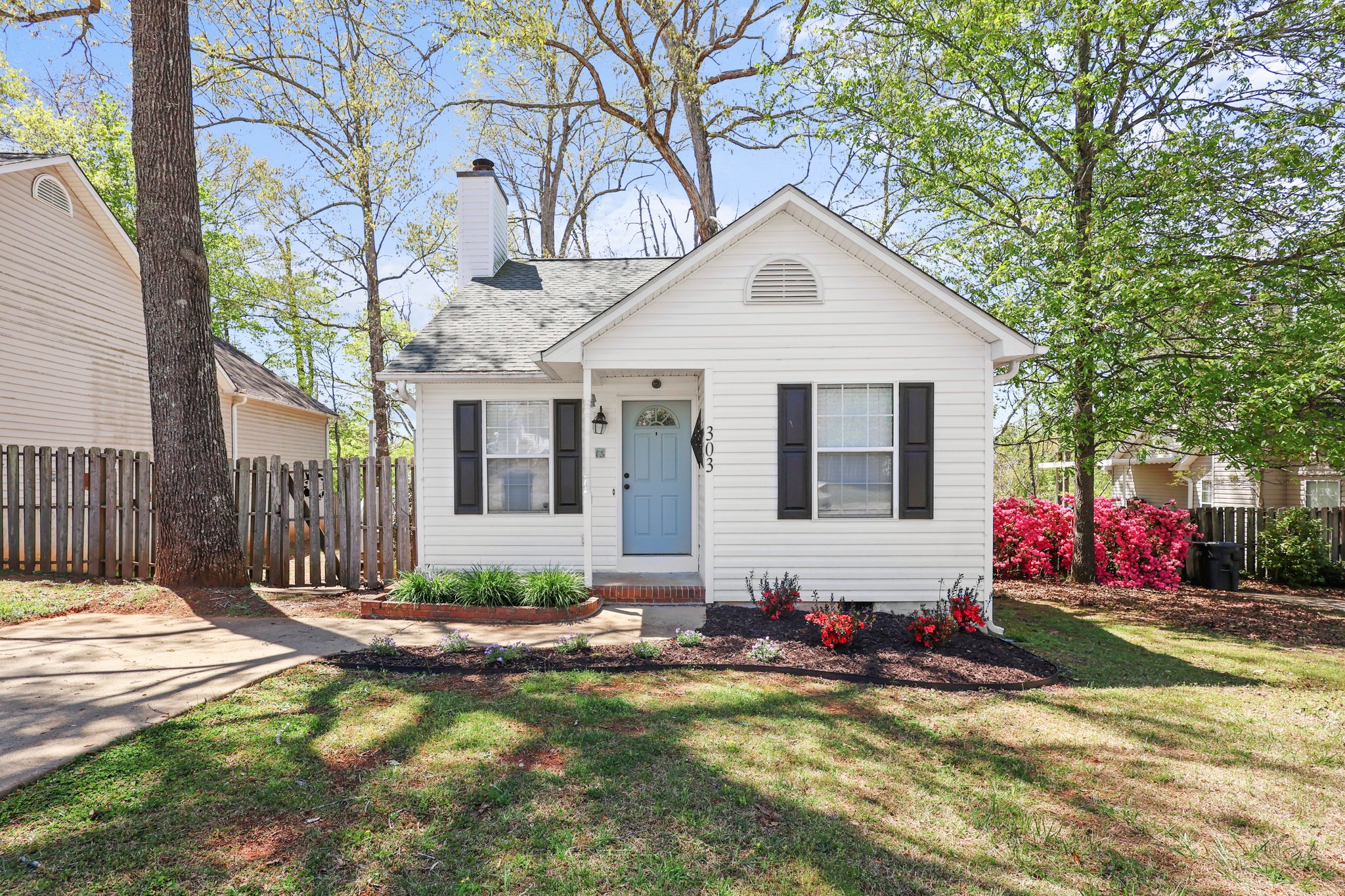 Travelers Rest House: 303 Southcreek Dr