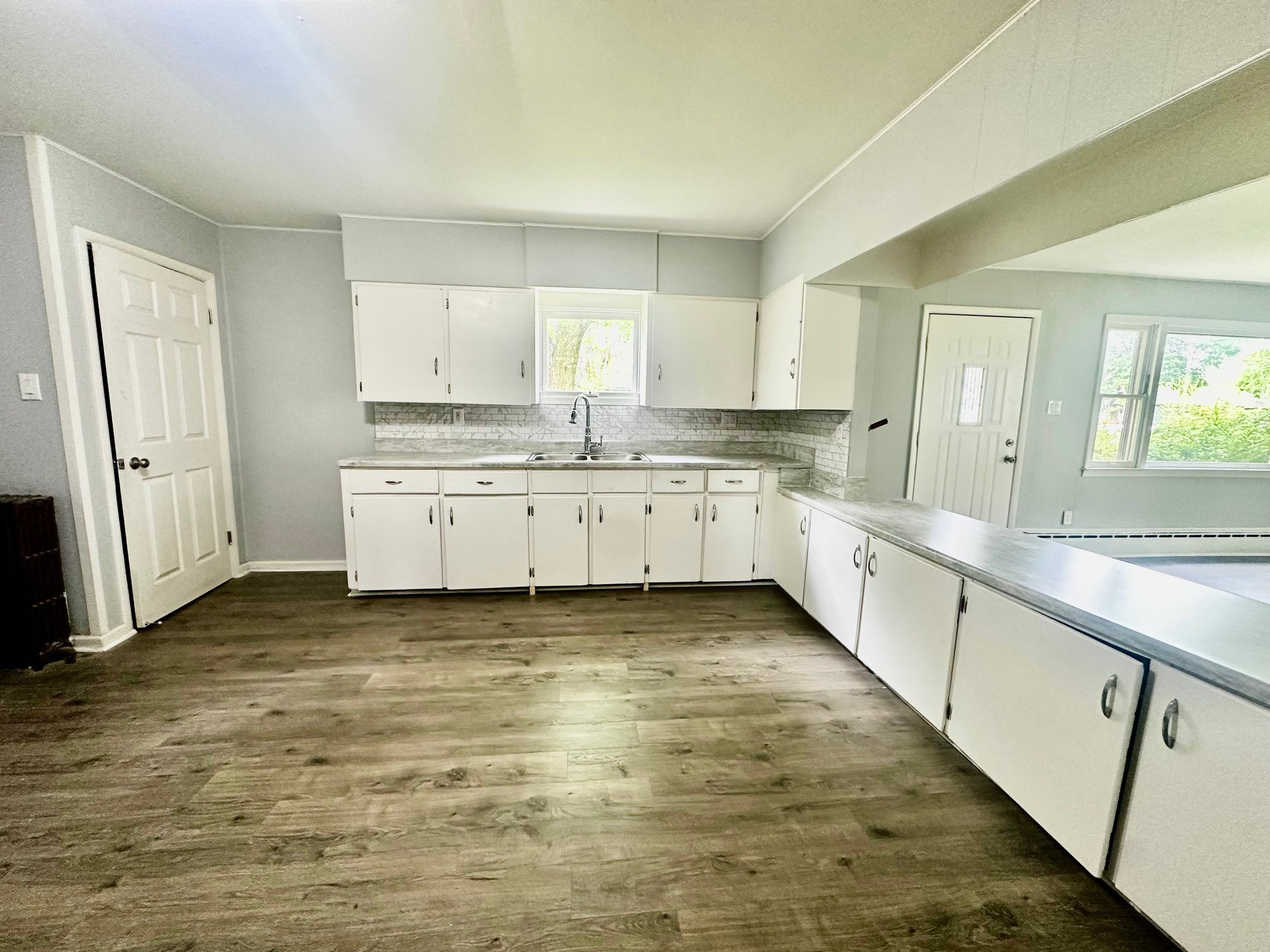 elkhart House: 644 stamp dr