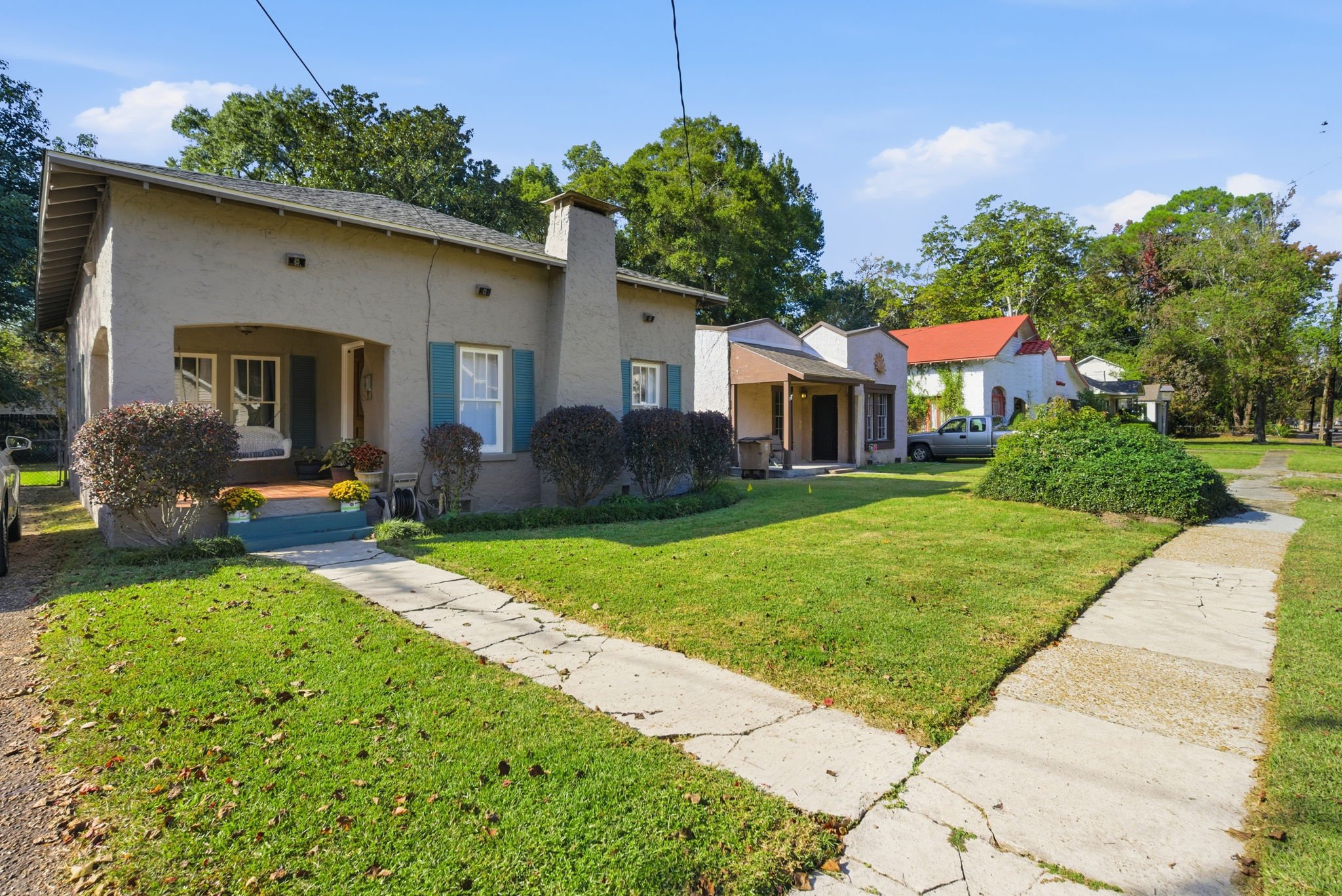 Mobile House: 162 S. Fulton Street