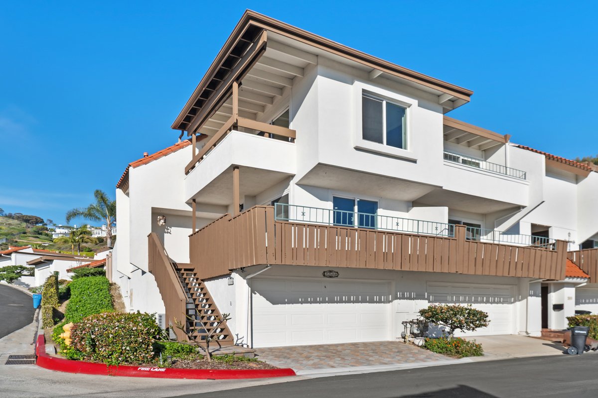San Clemente Townhome: 3506 Calle Verano