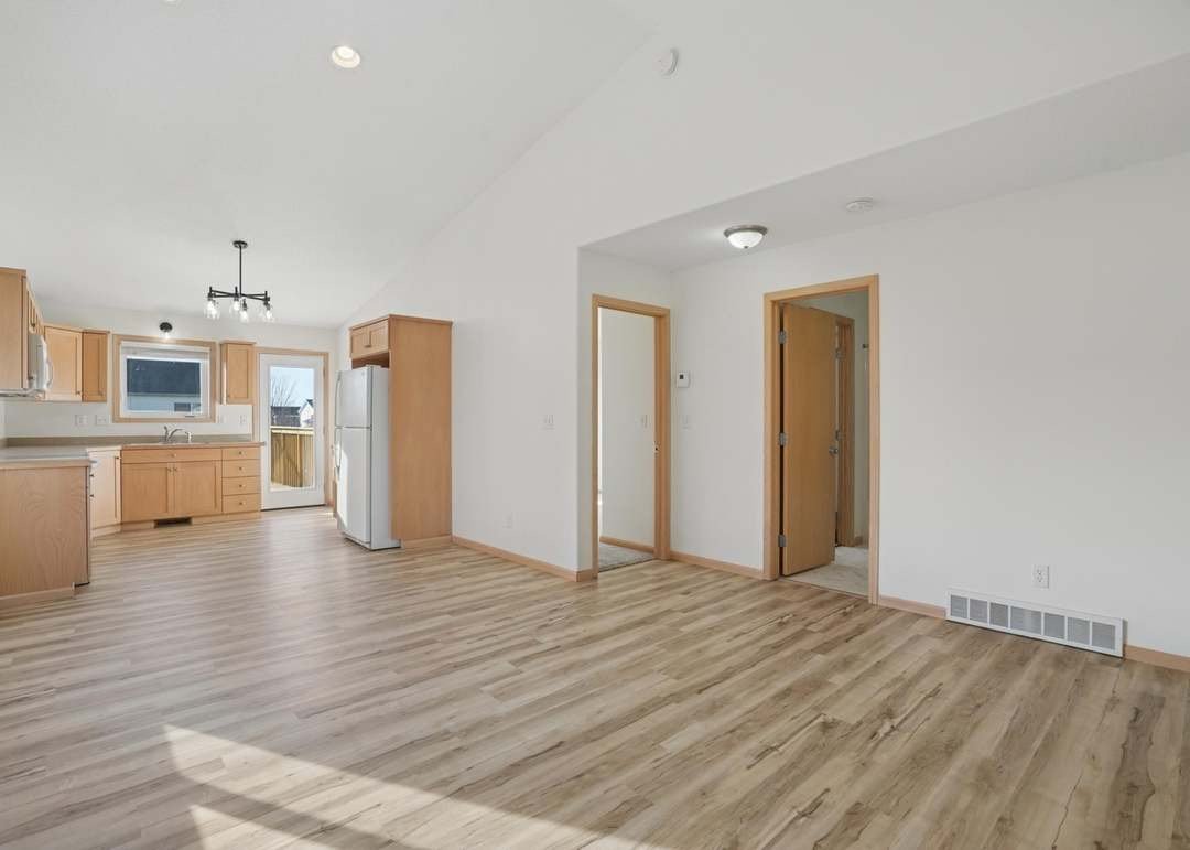 West Fargo Townhome: 1051 38 1/2 Ave W