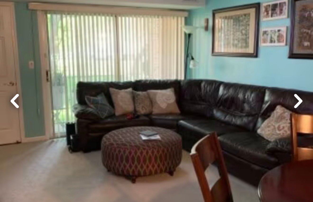 Niles House: 7875 N Caldwell