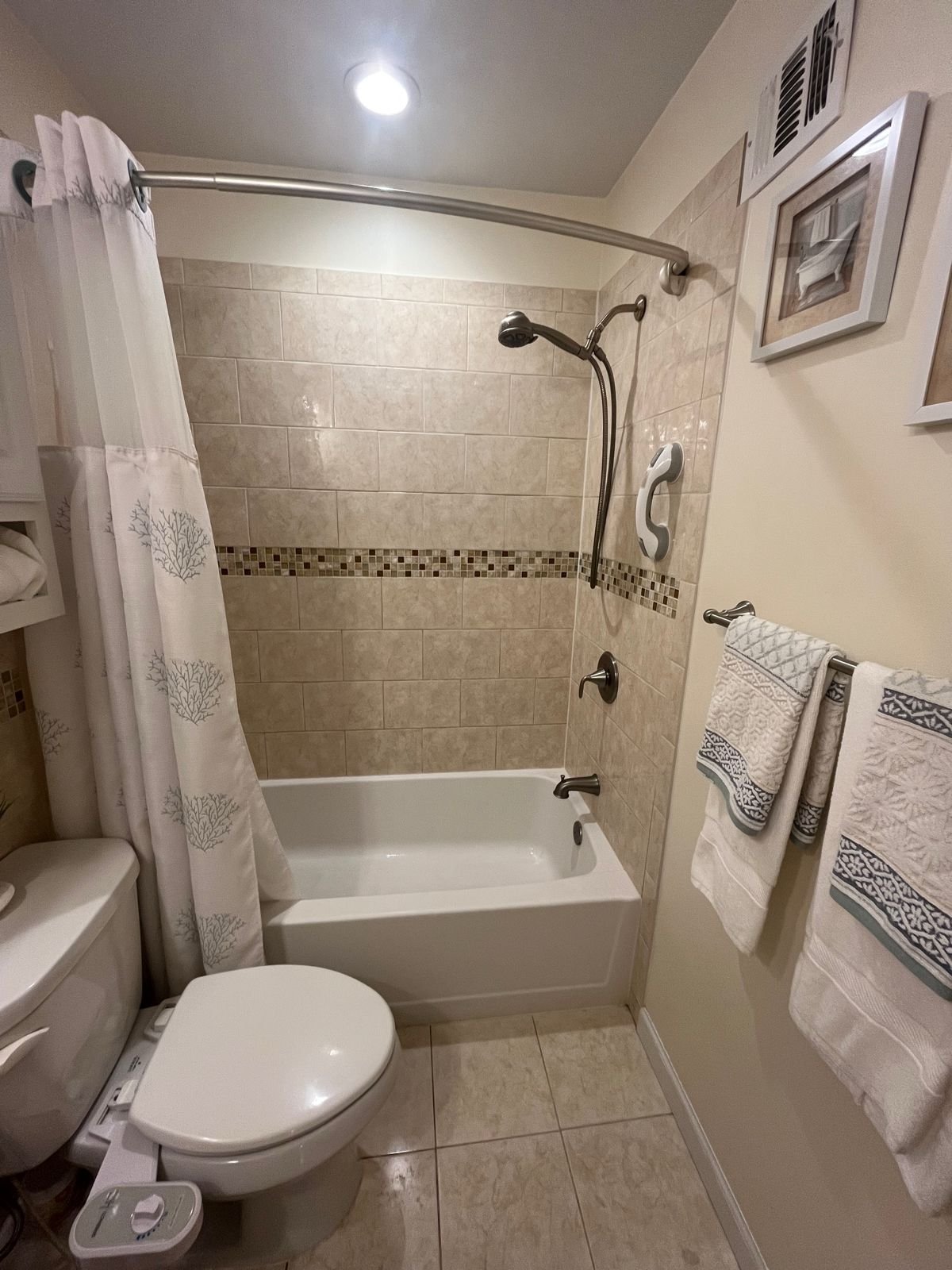 Annandale Condo: 4520 Conwell Dr