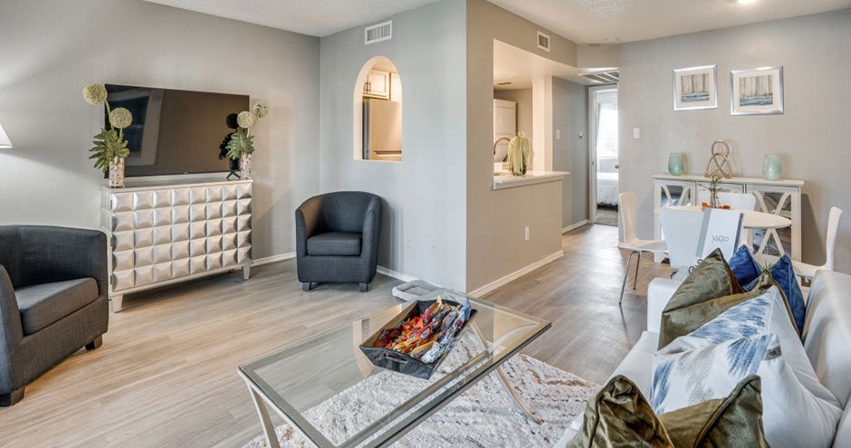 Arlington Apartment: 2007 Springcrest Dr