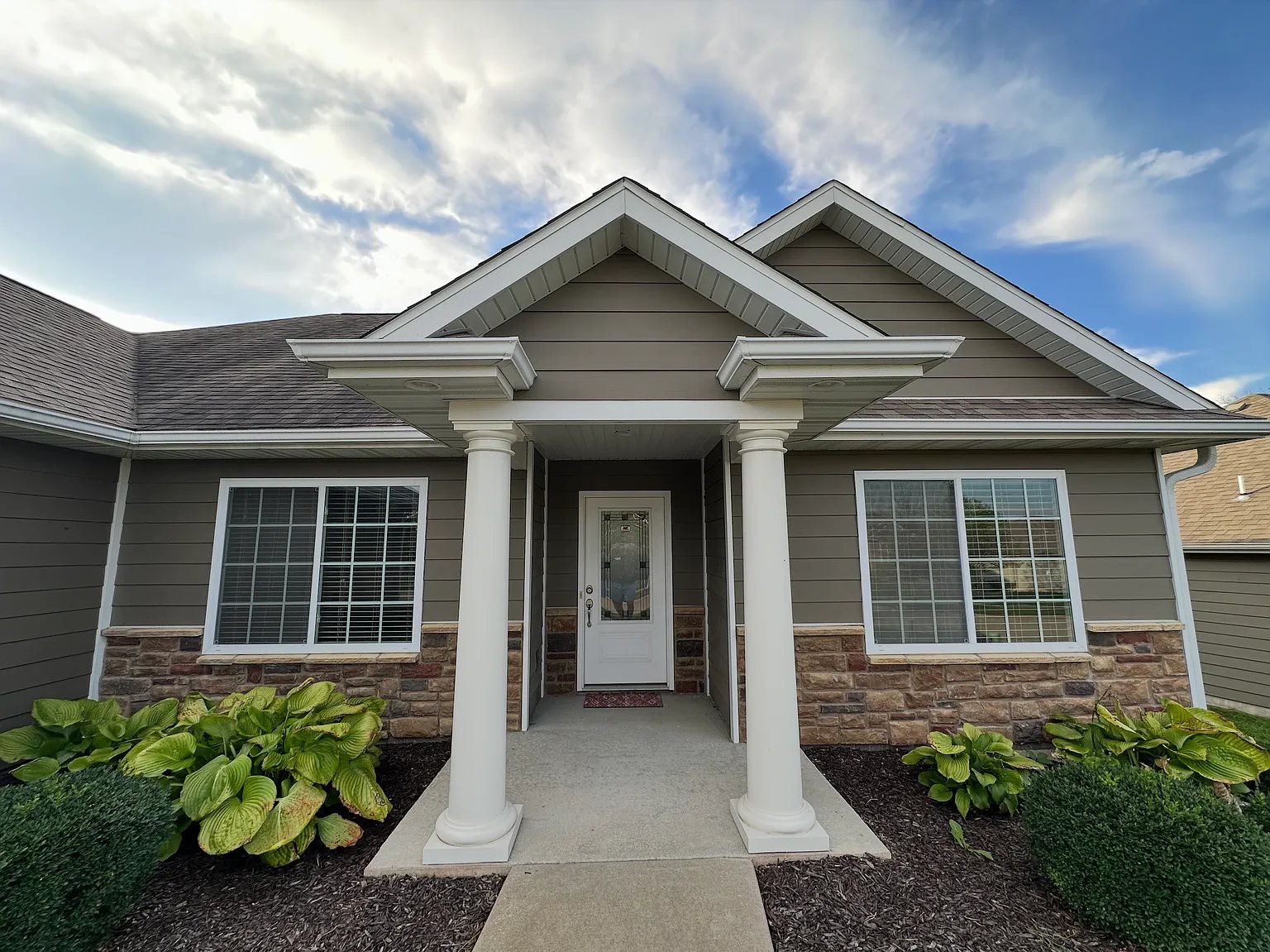 Columbia House: 4500 Weybridge Dr