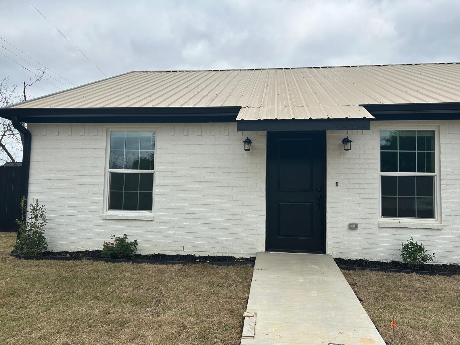 Tyler Multiplex: 3991 Byrd Lane