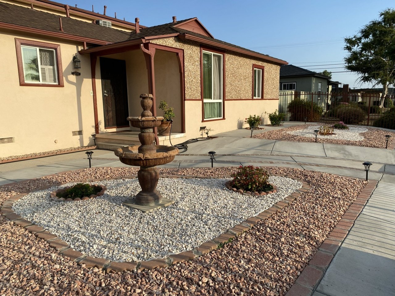 Los Angeles House: 7810 Wilkinson Avenue