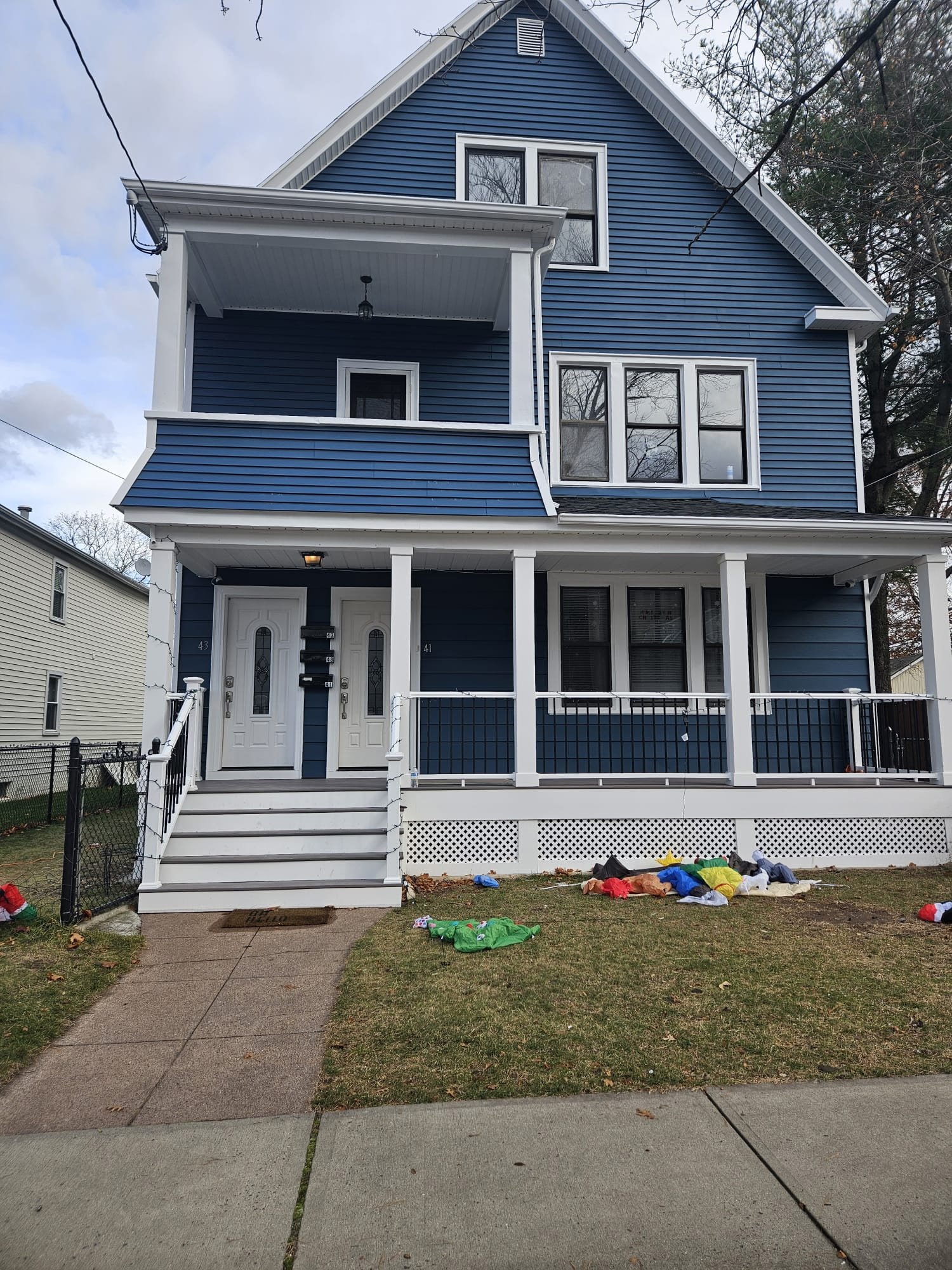 Hamden Apartment: 41 Webb St
