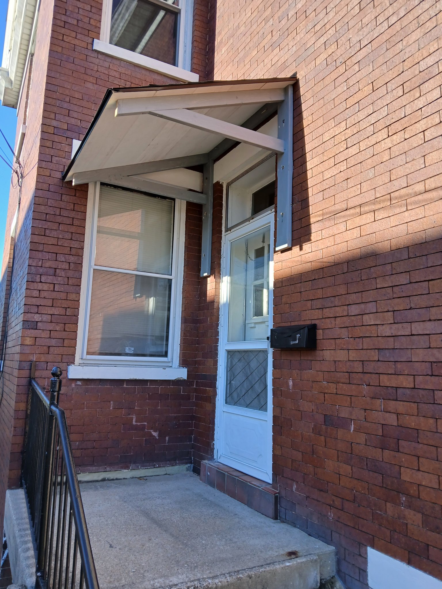 Cincinnati Multiplex: 2401 Fairview Ave #2