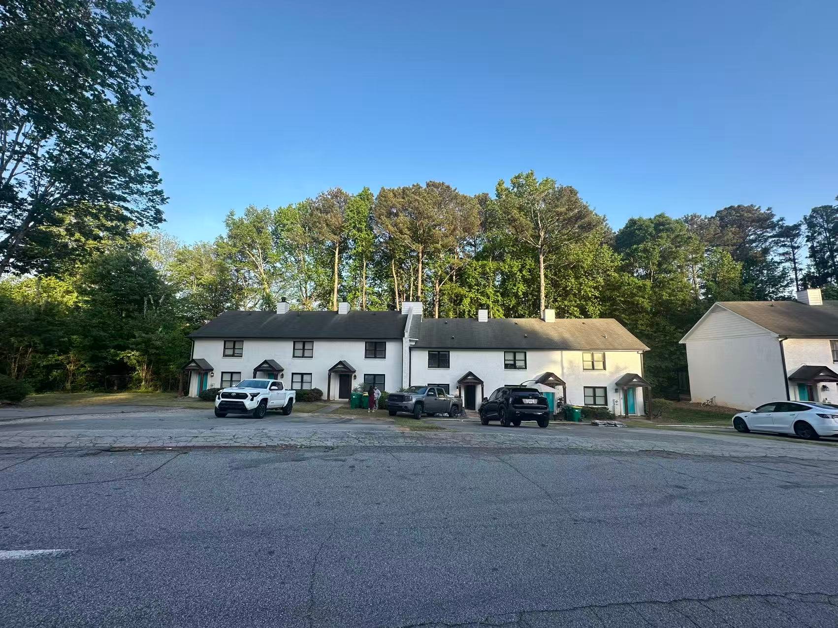 Lilburn Townhome: 845 Burns Walk Ct NW