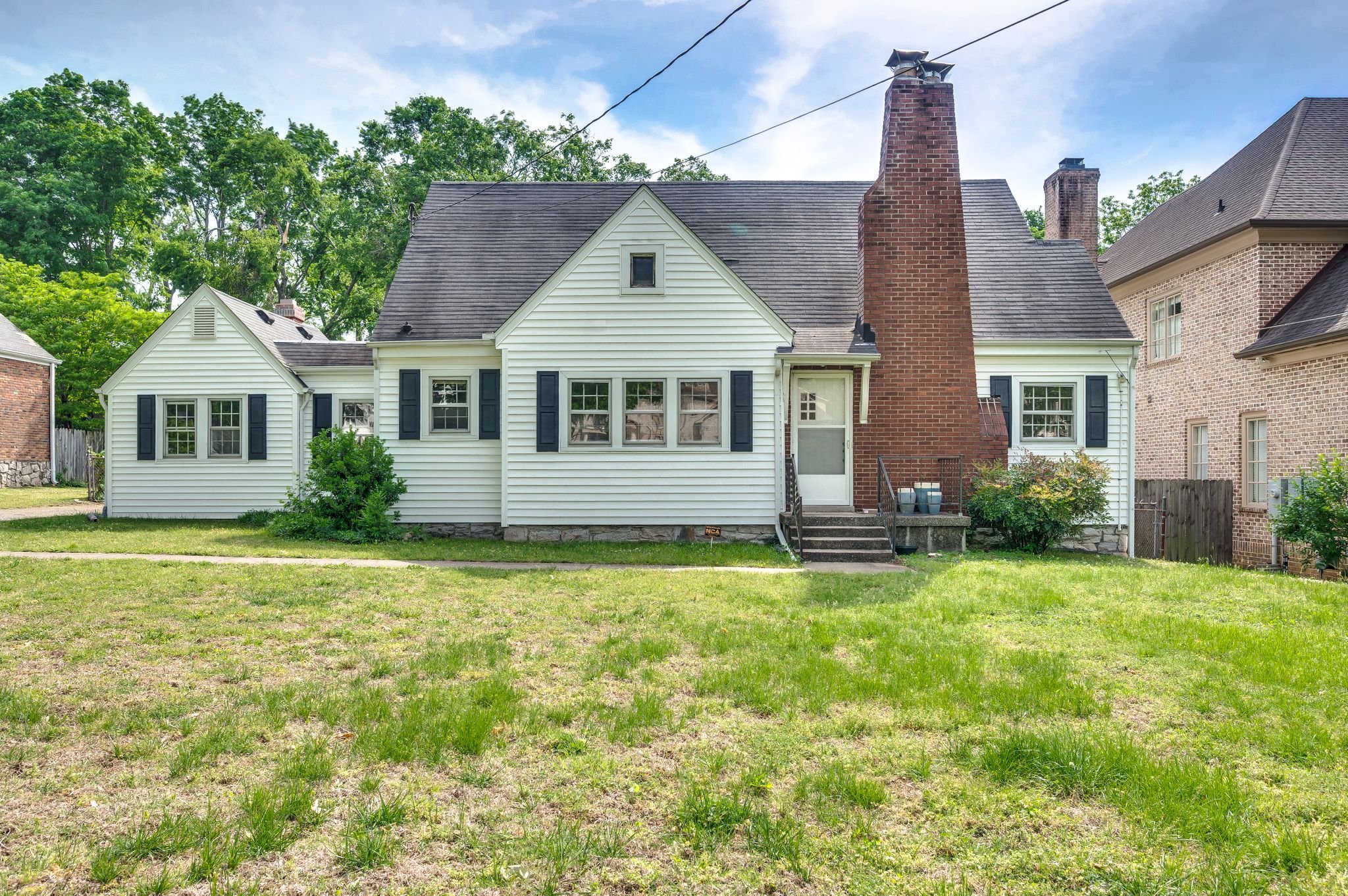 Nashville House: 712 Cantrell Ave