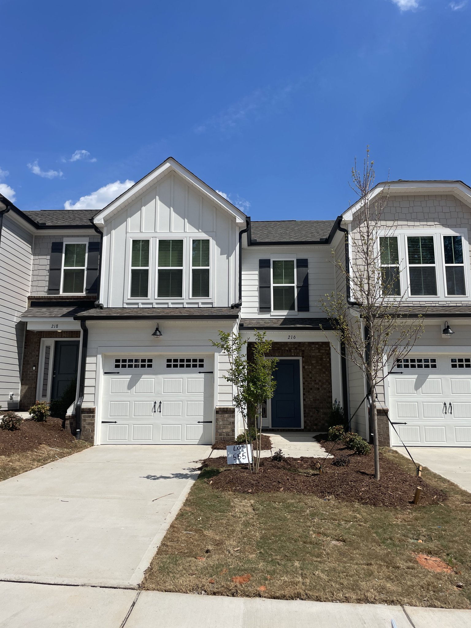 Raleigh Townhome: 216 Broomside Avenue