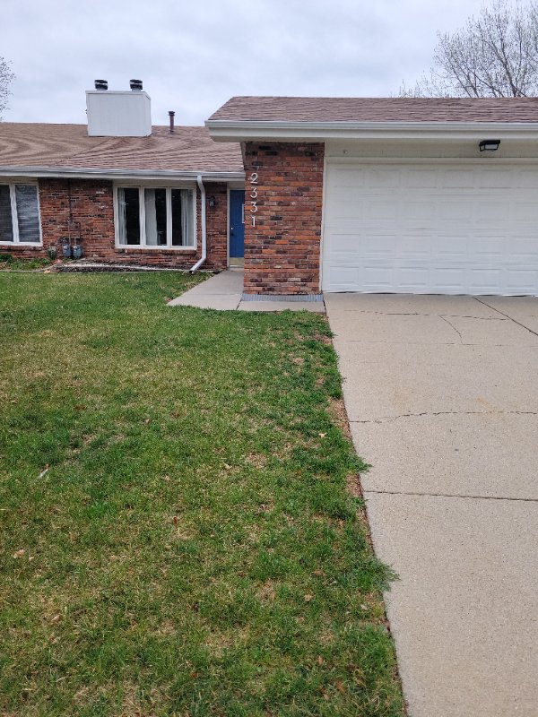 Lincoln Townhome: 2331 Southwest 18th Street