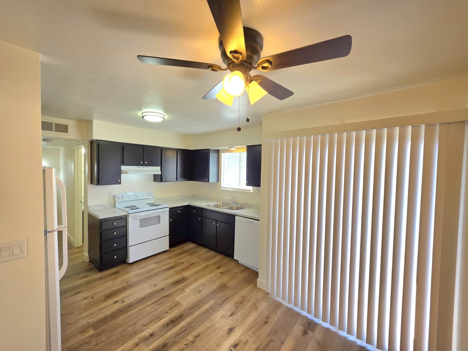 Fresno Apartment: 4264 N. Bengston Ave