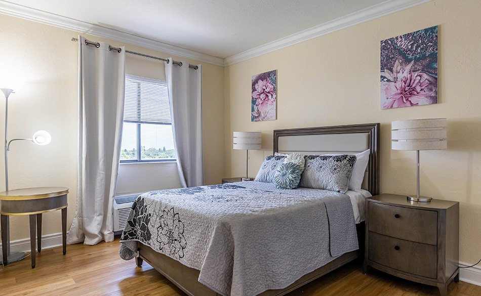 Miami Apartment: 280 Sierra Dr
