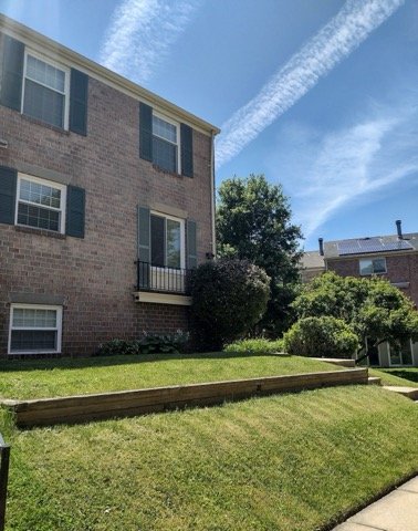 Columbia Townhome: 9583 Sea Shadow