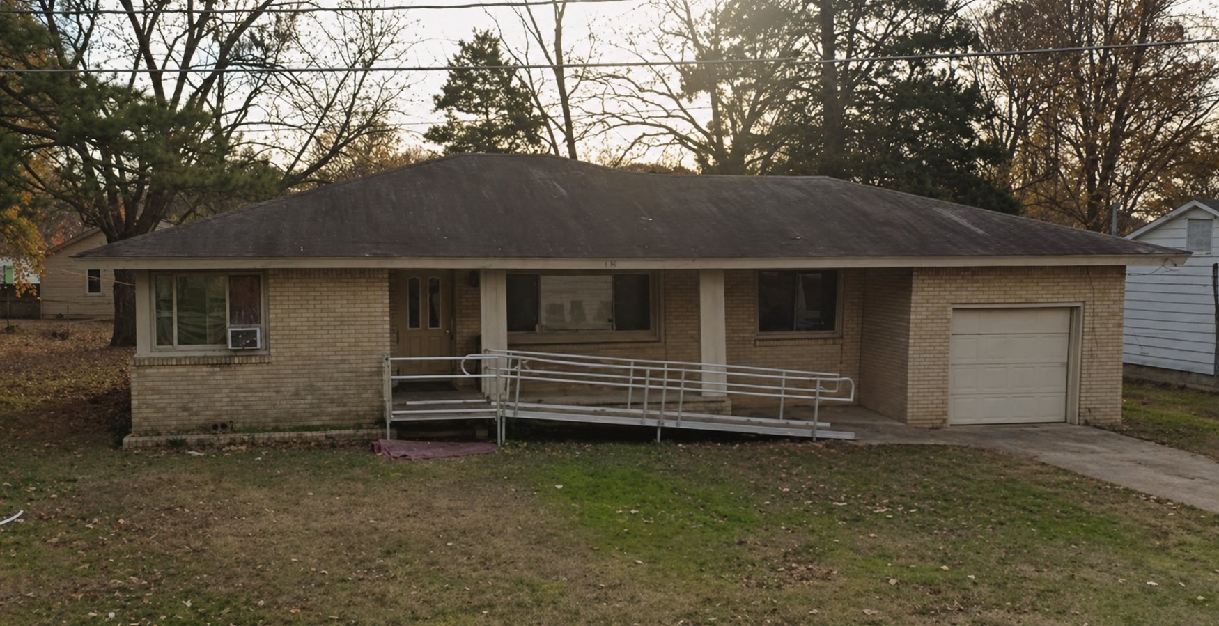 NLR House: 1116 Parkway Drive