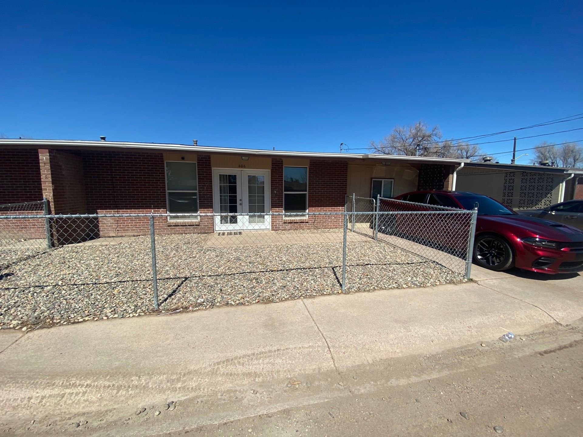 Fountain Multiplex: 406 Sunny Lane