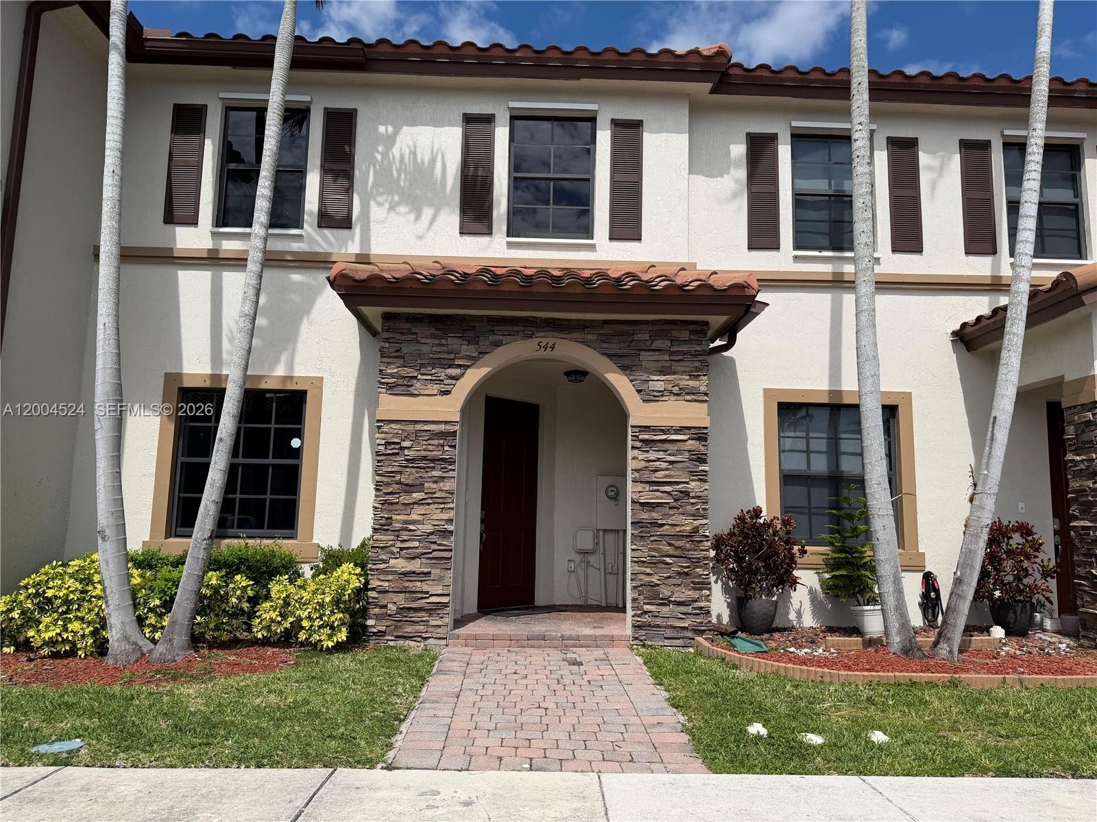 Homestead Townhome: 544 SE 32nd Ave