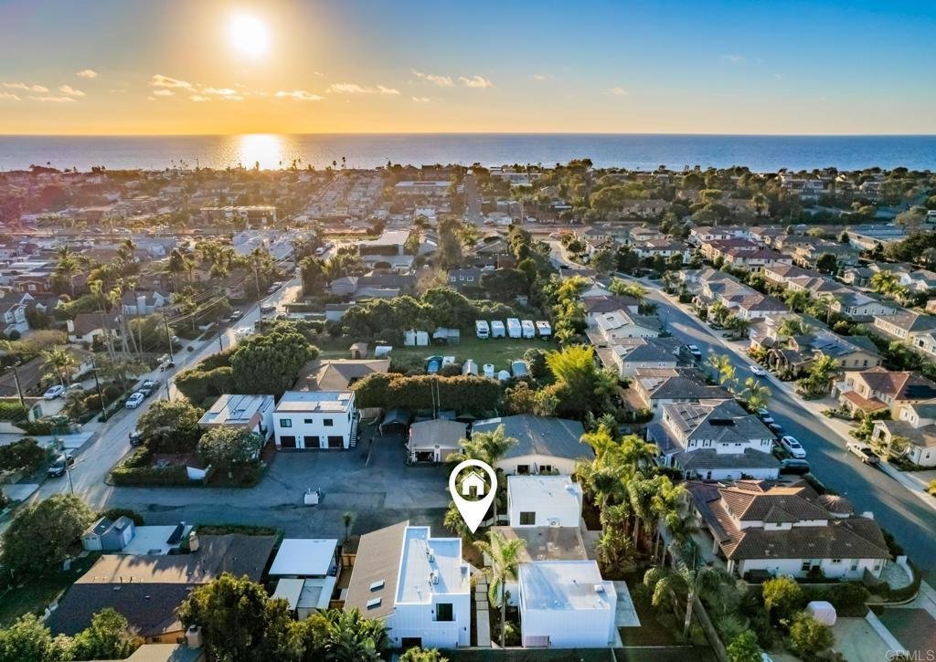 Encinitas Townhome: 250 Hillcrest Drive