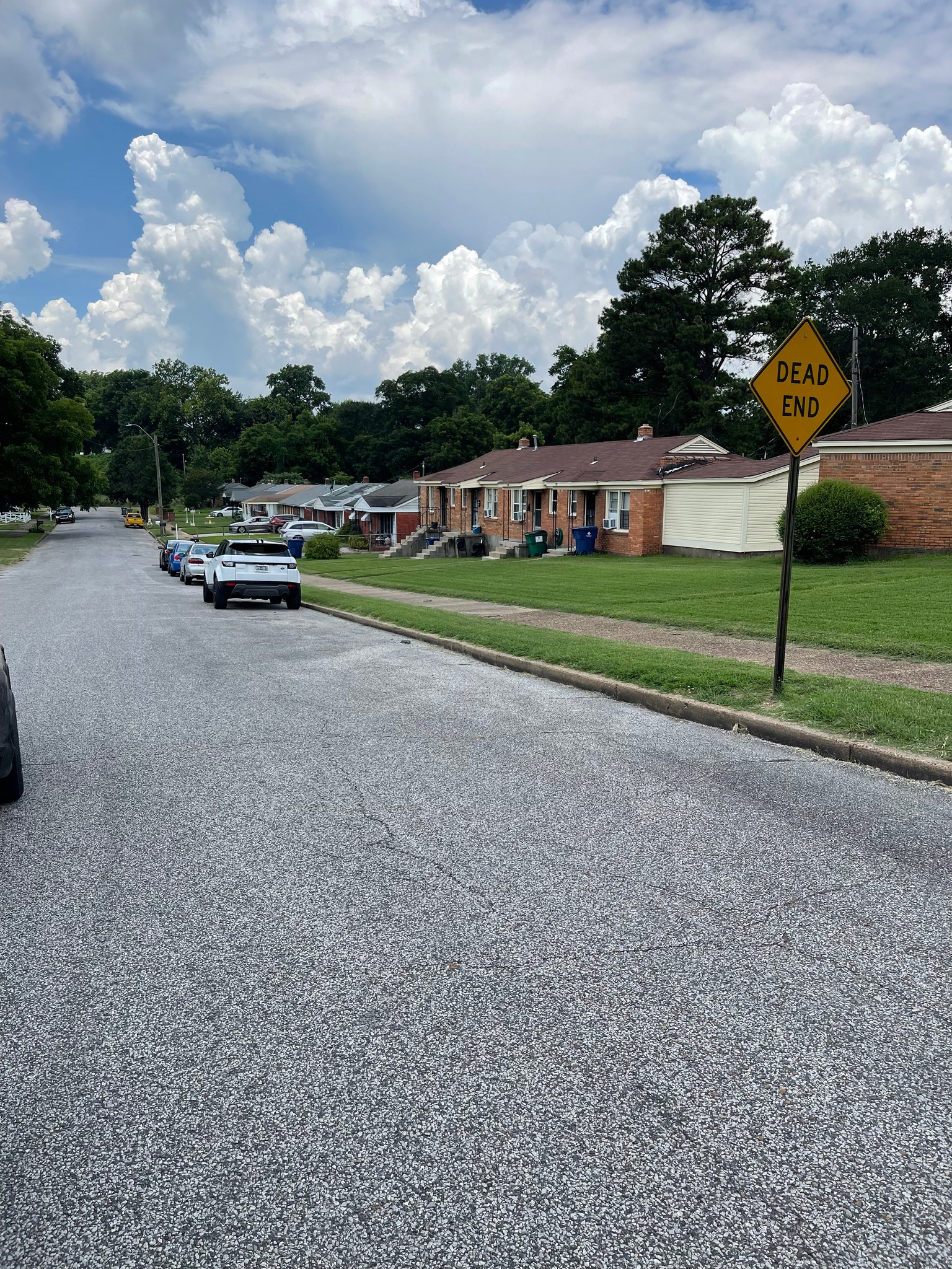 Memphis House: 2167 Kansas