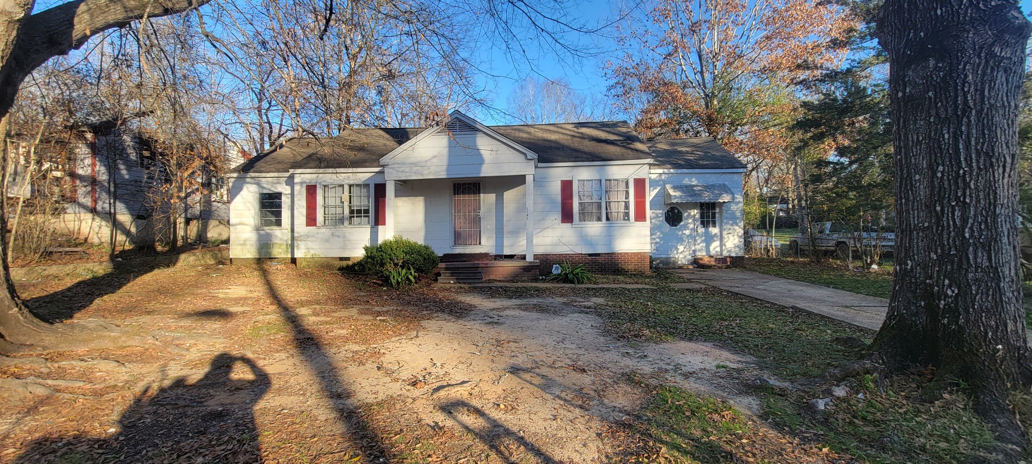 Jackson House: 2742 Glenn Street
