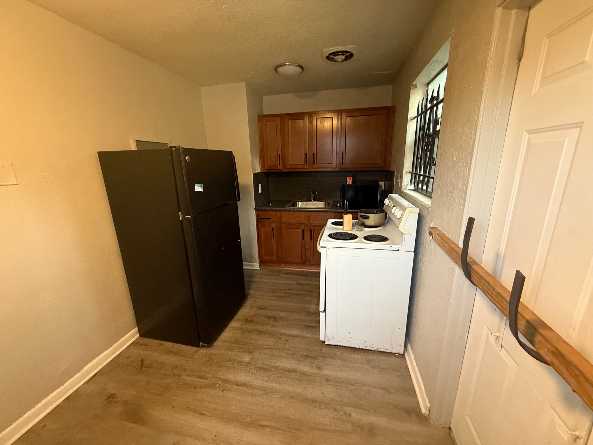 jacksonvile House: 112 w 17th