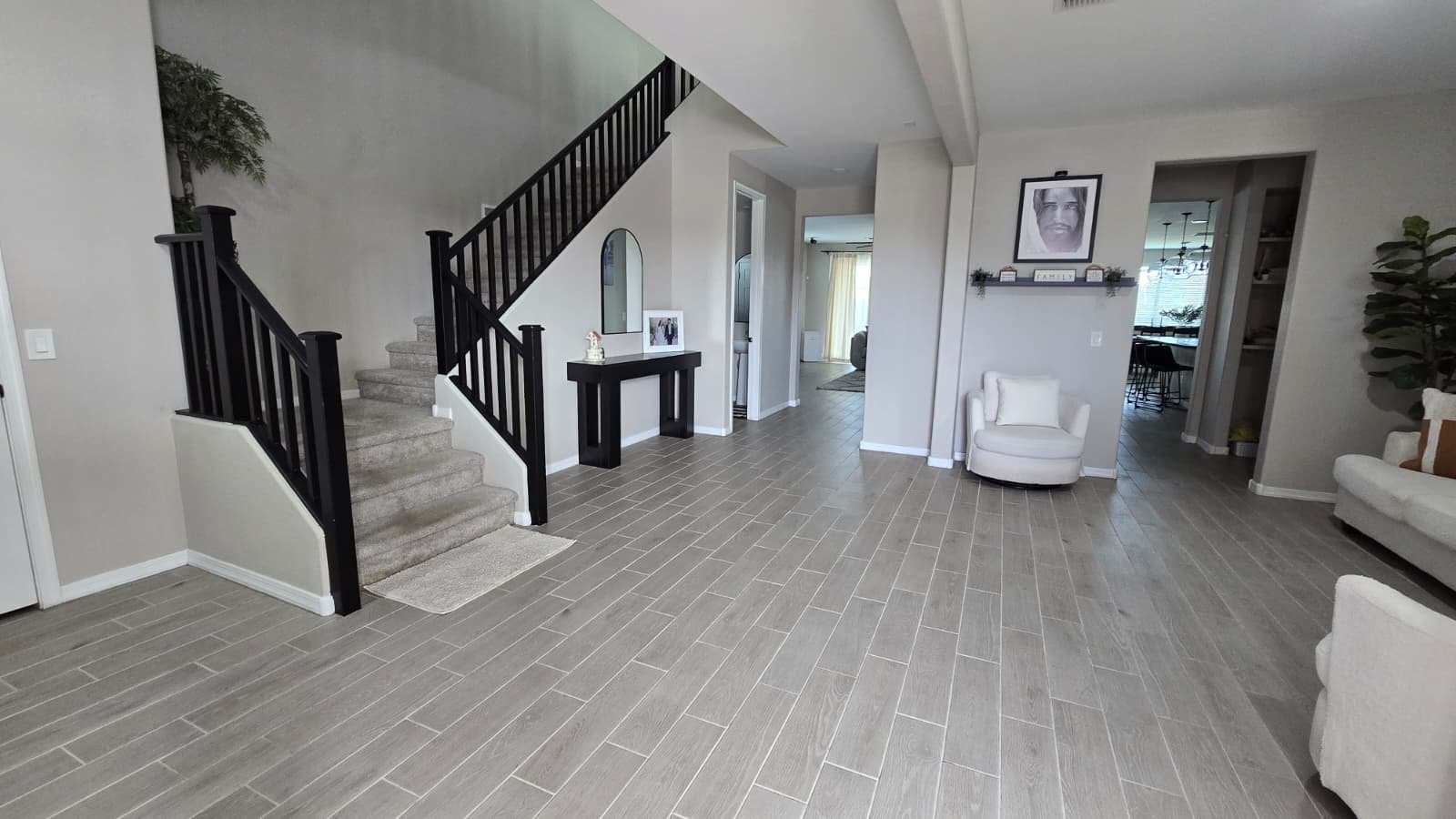Phoenix House: 5717 N 108th Ave