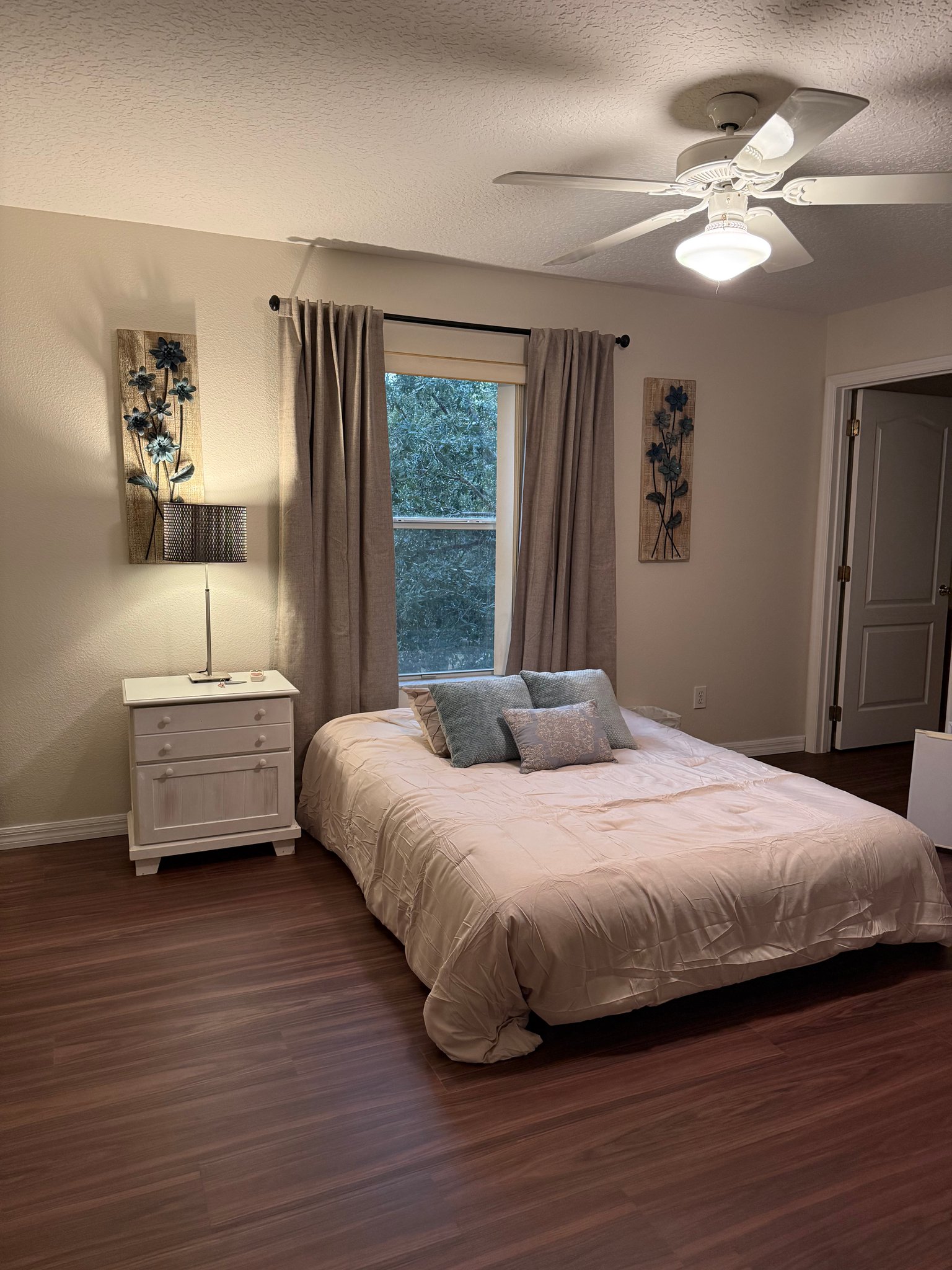 Orlando House: 6530 Lake Pembroke PL
