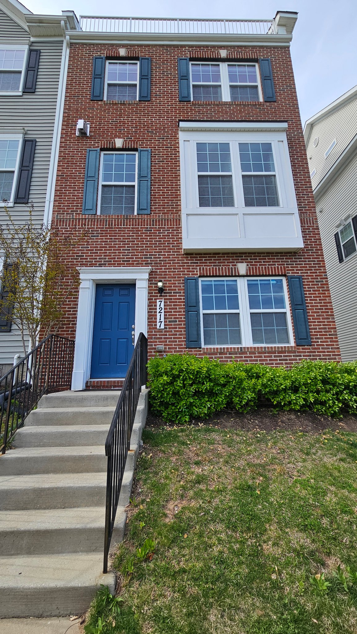 Elkridge Townhome: 7217 Barry Ln