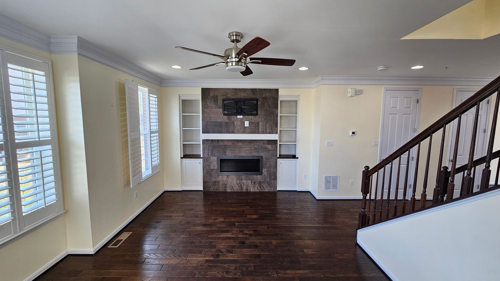 Elkridge Townhome: 7217 Barry Ln